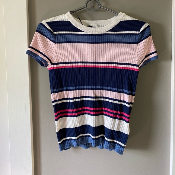 Retro T-Shirt - Picture 2 of 2